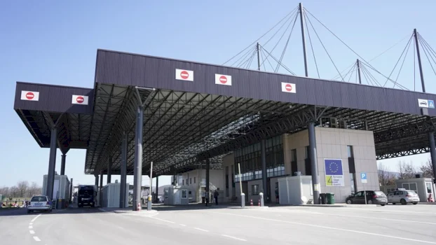 arrestohet-nje-person-ne-merdare-per-pengim-te-zyrtarit-policor