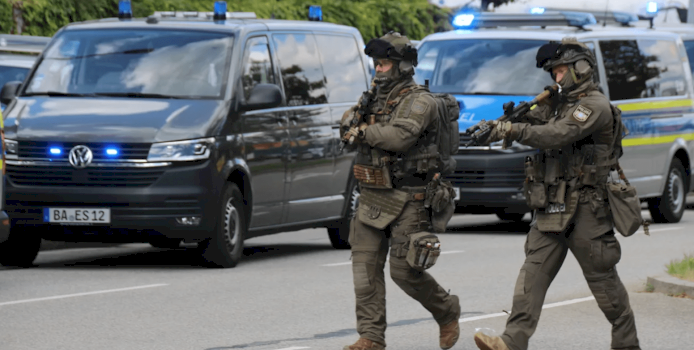 perfundon-me-nje-te-vdekur-pengmarrja-ne-nje-banke-ne-gjermani,-arrestohet-autori