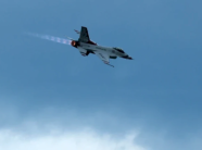 avioni-rumun-f-16-rrezon-dronin-qe-shkeli-hapesiren-ajrore-te-nato-s