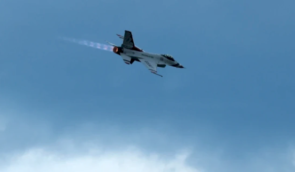 Avioni F-16 i NATO-s rrëzon dronin sulmues: Përgjigje e fortë ndaj shkeljeve ajrore 