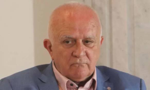 janjiq:-vuciq-ka-frike-nga-radojciq,-ky-mund-te-deshmoje-kunder-presidentit-serb