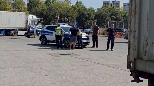 vdes-kamionisti-nga-kosova-qe-u-aksidentua-ne-portin-e-durresit
