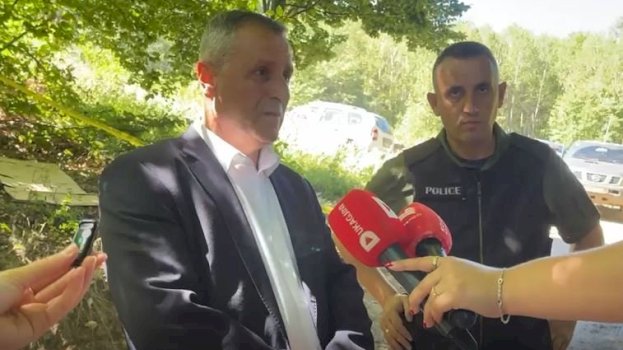 “identifikimi-i-trupave-kerkon-kohe”,-kryeprokurori-isufaj-viziton-varrin-masiv-ne-zubin-potok