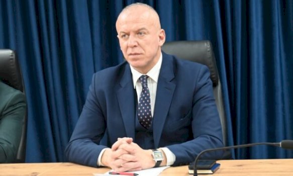 “thike-pas-shpine-per-kosoven”-–-qorolli-reagon-ashper-pas-njoftimit-per-konsullaten-serbe-ne-shkoder