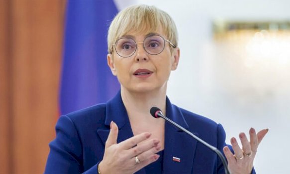 presidentja-sllovene-aksidentohet-gjate-kthimit-nga-kroacia,-perfundon-ne-spital
