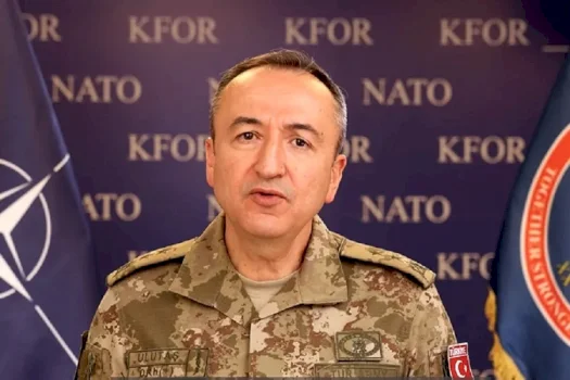kush-e-kercenon-kosoven,-si-mbrohet-ajo-dhe-pse-kfor-komunikon-shpesh-me-serbine,-cfare-thote-komandanti-ulutash