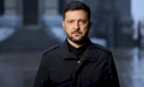 zelensky:-t’i-japim-fund-luftes-para-dimrit,-putin-kerkon-ta-zvarrise-konfliktin
