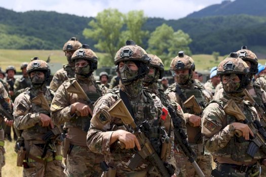 huaja-302-milione-$-per-mbrojtjen,-shba:-do-te-ndihmoje-shqiperine-te-rrise-shpenzimet-ushtarake