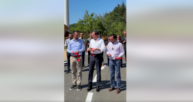 kurti:-perfundoi-rehabilitimi-dhe-asfaltimi-i-rruges-rajonale-shipashnice-desivojce-terstene