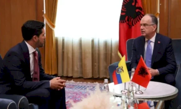 begaj-i-kerkon-ekuadorit-te-shqyrtoje-njohjen-e-kosoves