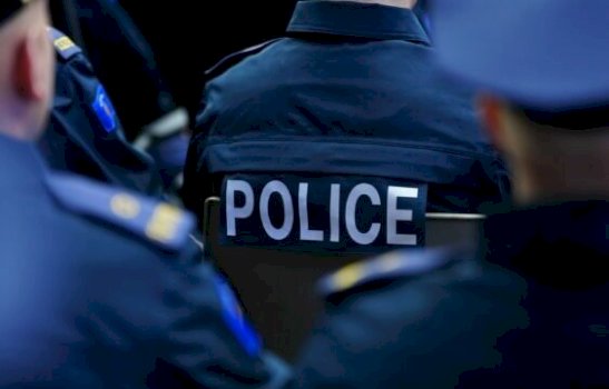 policia-konfiskon-arme-e-municion-ne-tri-raste-te-ndara-ne-podujeve,-fushe-kosove-dhe-prishtine