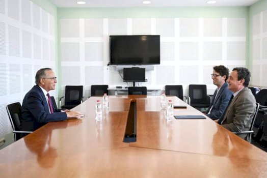 kurti-i-shkruan-hamzes,-ia-ofron-pdk-poziten-e-kryeparlamentarit