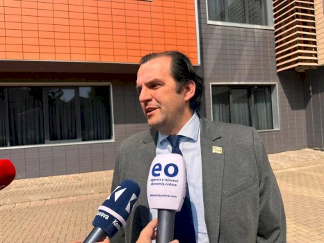 seanca-e-kuvendit,-rugova:-fillimisht-mbledhja-e-grupit-parlamentar,-pastaj-vendosim-a-marrim-pjese