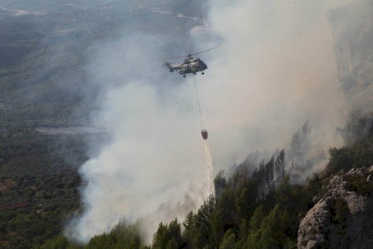 Zjarr i madh në Krujë, ministri Nufi: U shkaktua nga dora e njeriut