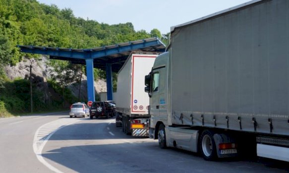 sot-do-te-kete-kufizime-ne-autoudhe-per-automjetet-e-transportit-te-mallrave-me-mase-totale-mbi-20-tone