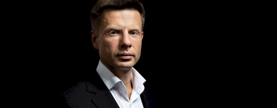 deputeti-ukrainas:-shantazhi-i-putinit-per-kosoven-nuk-funksionon-me,-zelensky-po-gabon