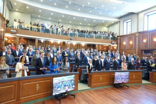 kuvendi-pa-vazhdim:-kurti-kerkoi-kohe-shtese,-por-sinjale-per-marreveshje-s’ka