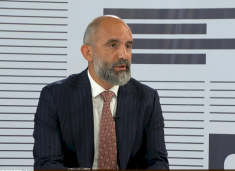 abrashi:-nuk-i-kemi-votat-per-presidentin,-por-kjo-ceshtje-i-takon-edhe-opozites