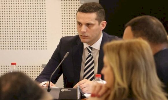 gruda:-juridikisht-gabim-krahasimi-i-situates-se-sotme-ne-kuvend-me-vitin-2014,-atehere-s’kishte-aktgjykim-per-afatin-e-konstituimit