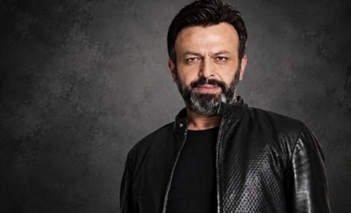 Aktori i njohur i  Ezel  gjendet pa shenja jete në banesën e tij
