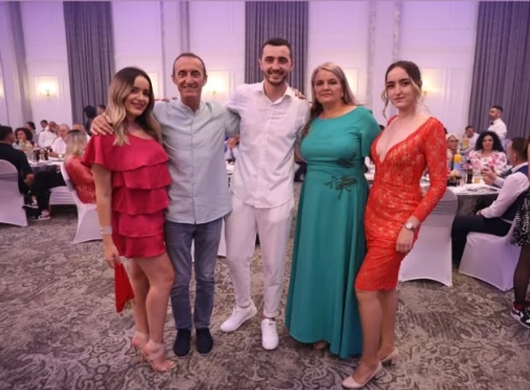  Jemi pafundësisht krenare me të   motra e Laurent Krasniqit me dedikim prekës