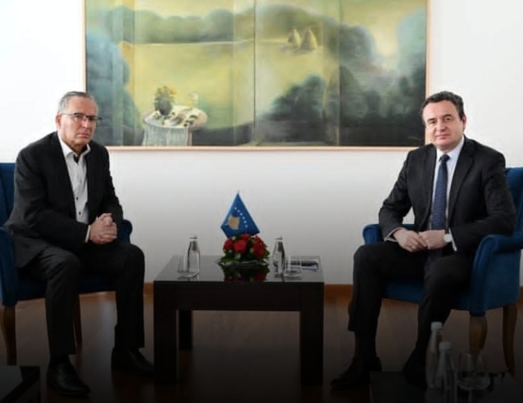 Përfundon takimi Kurti-Hamza, mblidhet grupi parlamentar i PDK-së