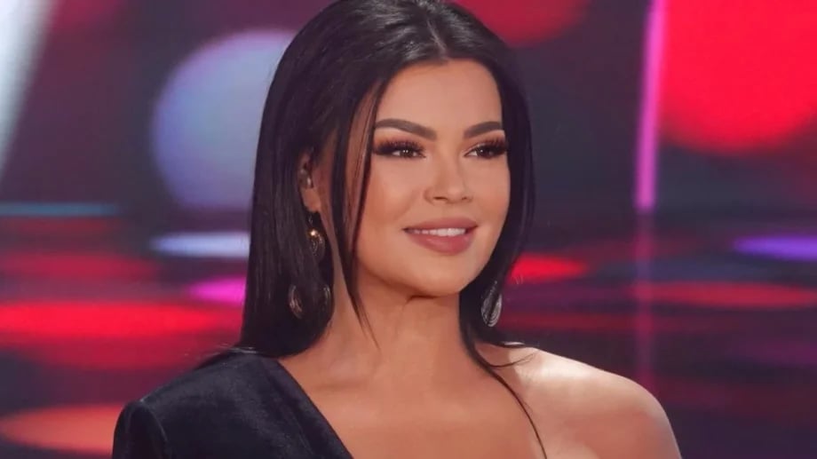 Pas publikimit të videove, Eli Fara vendosë të largohet nga Shqipëria – ky është vendi që ka zgjedhur për të shkuar