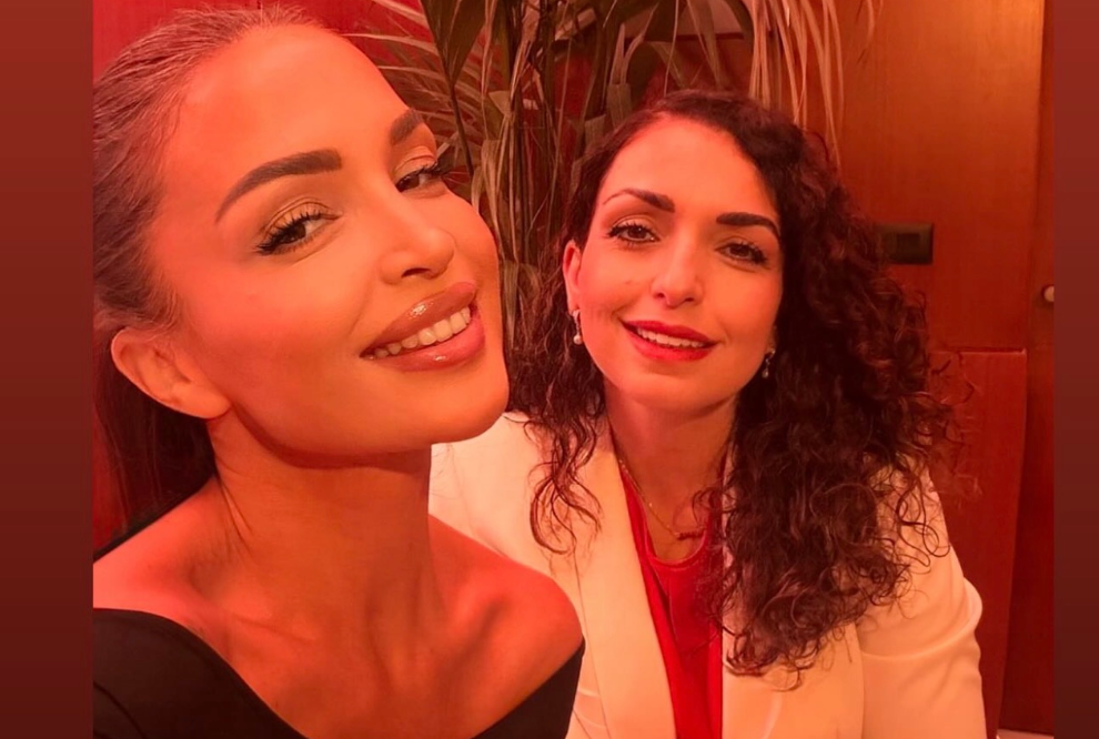 Vjosa Osmani publikon foton me motrën Blinera, mesazhi i saj merr vëmendjen